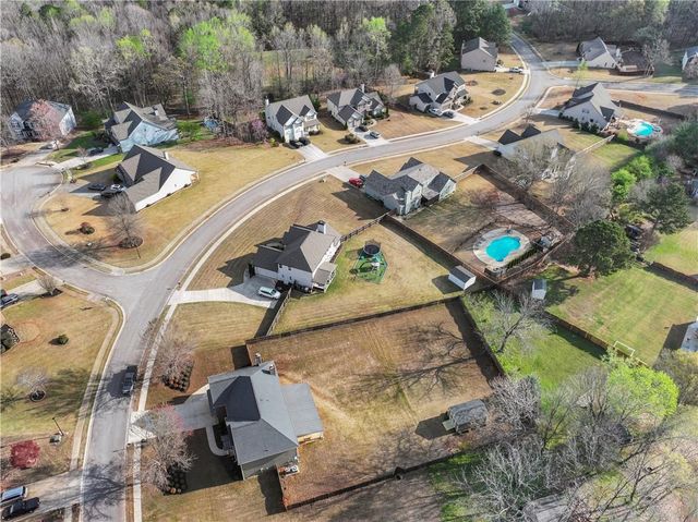 5727 Pleasant Woods Drive, Flowery Branch, GA 30542