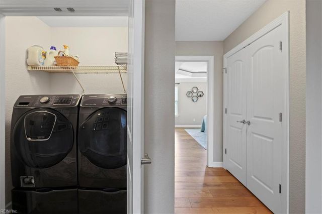 1904 Bitter Root CT, Virginia Beach, VA 23456