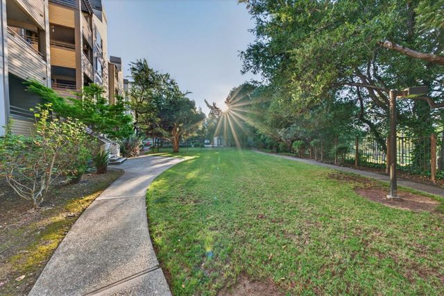 1269 Poplar 201, Sunnyvale, CA 94086