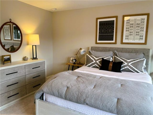 301 Hayden Circle, Woodstock, GA 30189