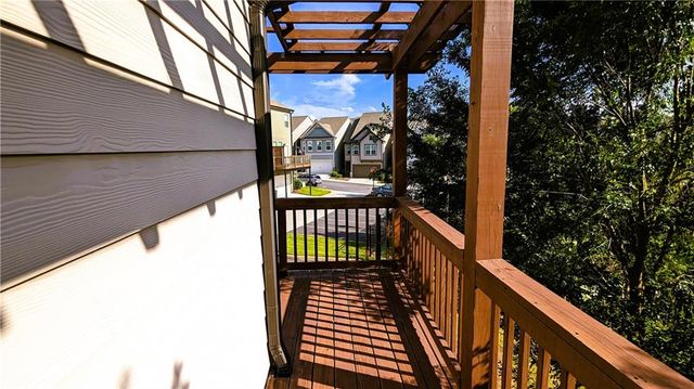 301 Hayden Circle, Woodstock, GA 30189