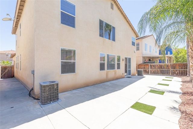 34619 Chinaberry, Winchester, CA 92596