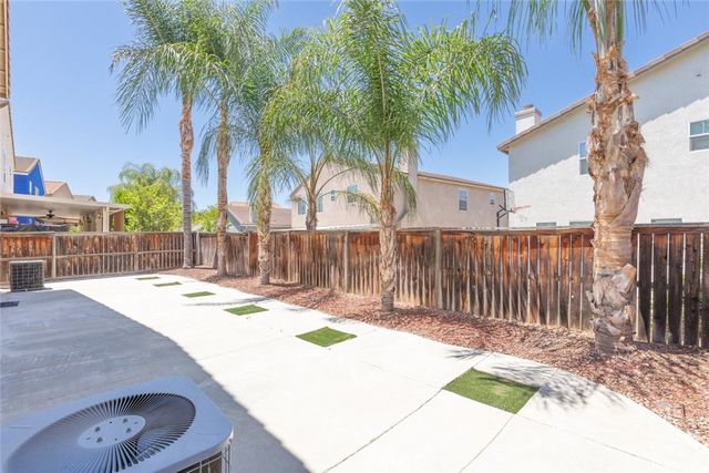 34619 Chinaberry, Winchester, CA 92596