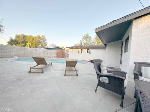 8845 Mentone, Riverside, CA 92503