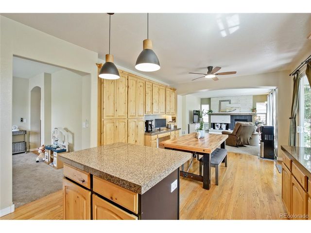 2912 Ariel Dr, Loveland, CO 80537