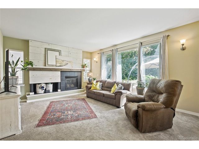2912 Ariel Dr, Loveland, CO 80537