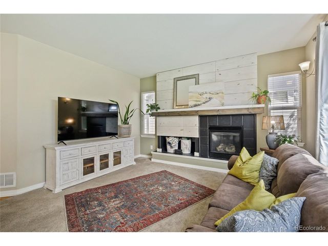 2912 Ariel Dr, Loveland, CO 80537