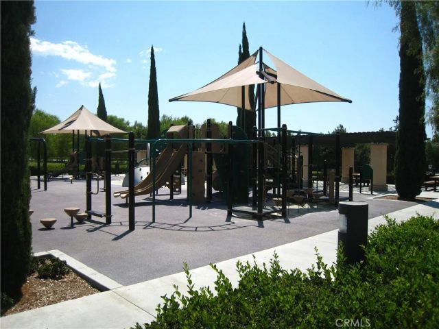 235 Kempton, Irvine, CA 92620