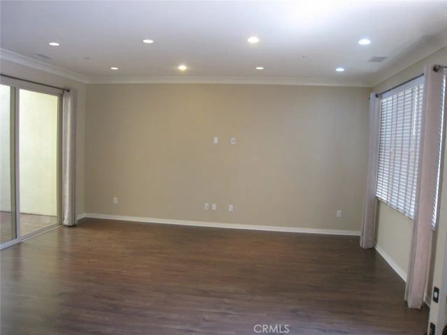 235 Kempton, Irvine, CA 92620