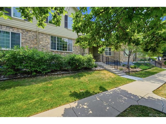 5941 S Wright Ct, Littleton, CO 80127