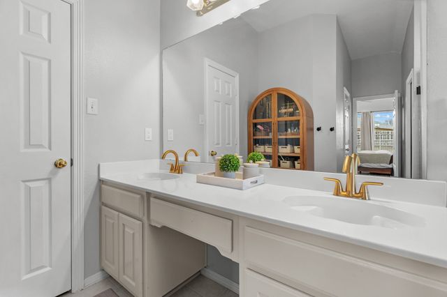 104 Langley Court, Aledo, TX 76008