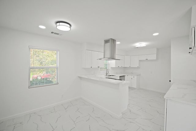 5943 Greenmont Drive, Houston, TX 77092