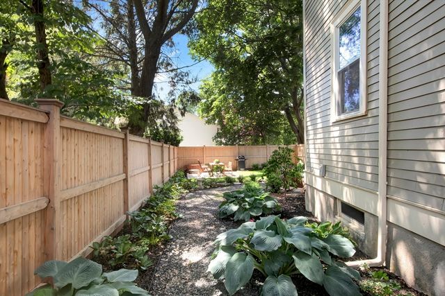 349 Linwood Ave 1, Newton, MA 02460