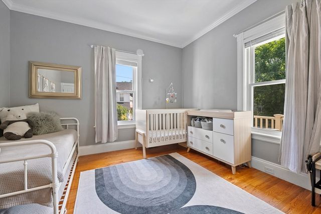 349 Linwood Ave 1, Newton, MA 02460