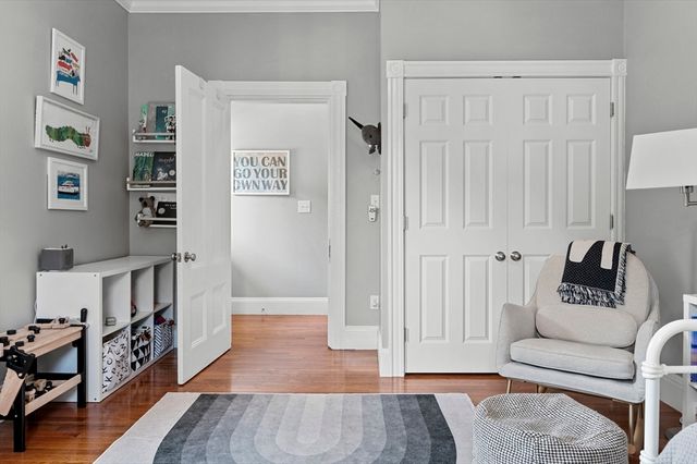 349 Linwood Ave 1, Newton, MA 02460