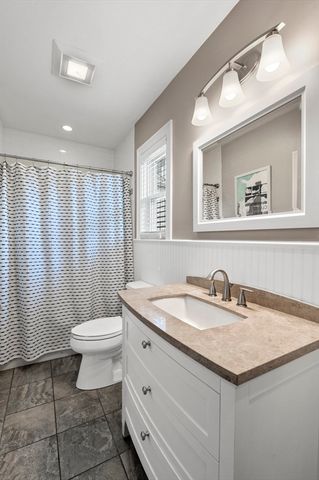 349 Linwood Ave 1, Newton, MA 02460