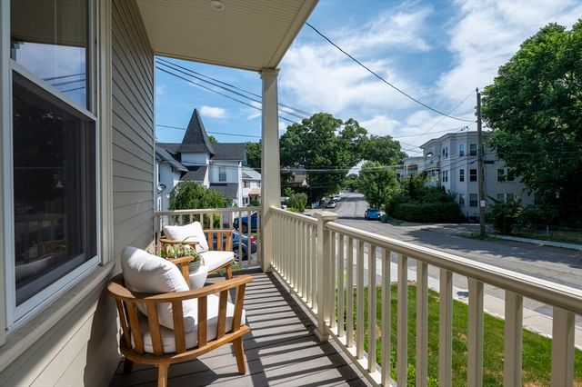 349 Linwood Ave 1, Newton, MA 02460