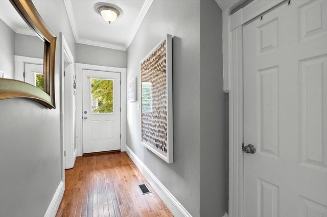 349 Linwood Ave 1, Newton, MA 02460