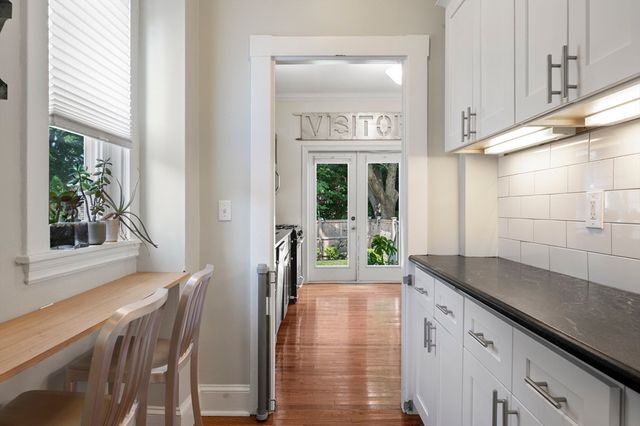 349 Linwood Ave 1, Newton, MA 02460