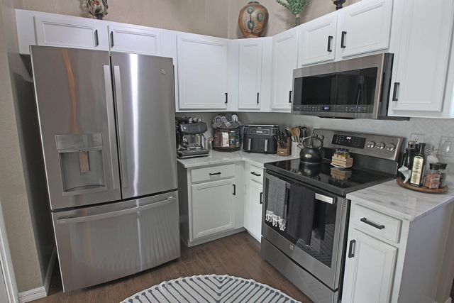 2134 JOHANNESBERG ROAD, North Port, FL 34288