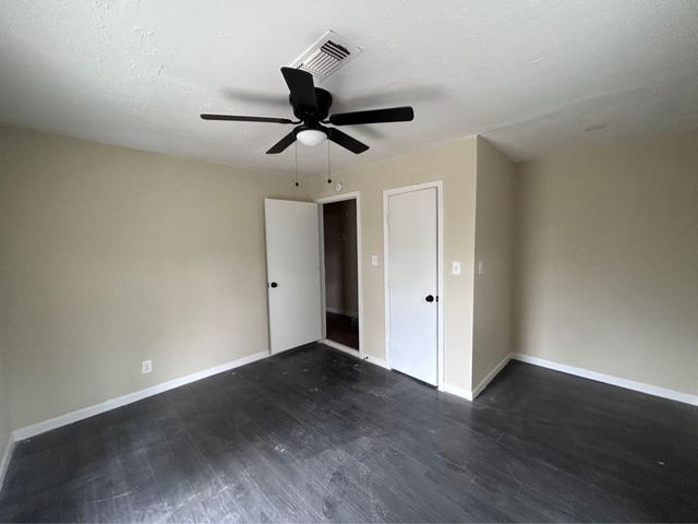 7918 Woodlyn Road, Houston, TX 77028