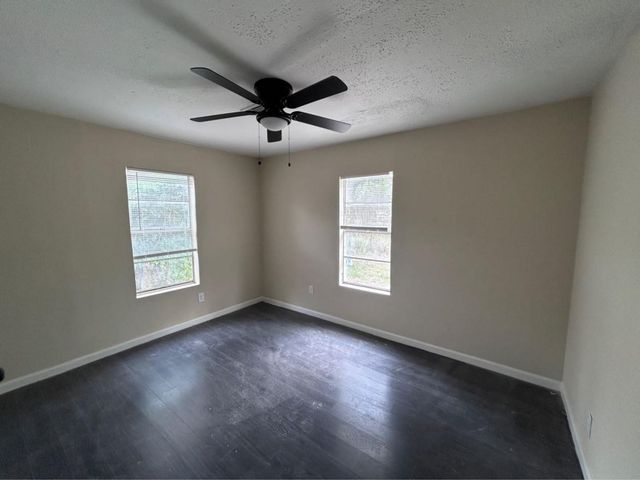 7918 Woodlyn Road, Houston, TX 77028