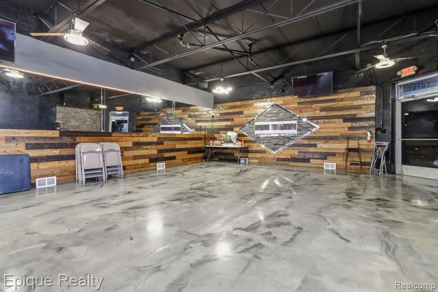 10701 W Mcnichols Road, Detroit, MI 48221