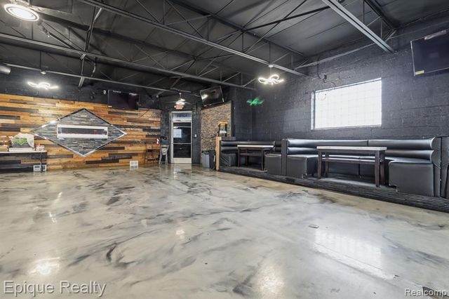 10701 W Mcnichols Road, Detroit, MI 48221