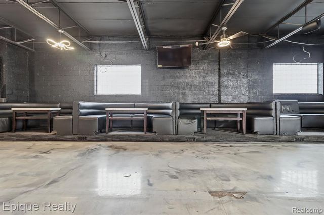 10701 W Mcnichols Road, Detroit, MI 48221