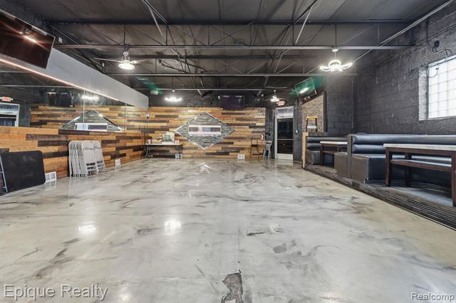 10701 W Mcnichols Road, Detroit, MI 48221