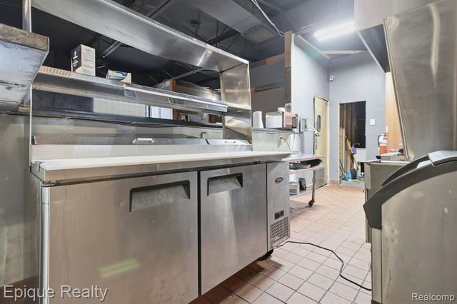 10701 W Mcnichols Road, Detroit, MI 48221