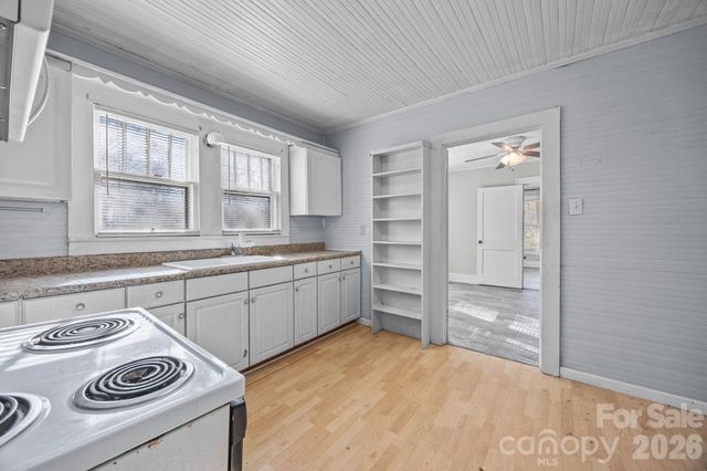 815 Desoto Avenue, Kannapolis, NC 28083