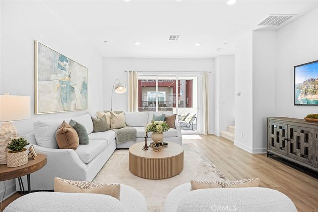 344 Tank, Irvine, CA 92618