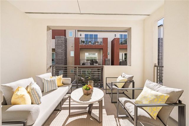 344 Tank, Irvine, CA 92618