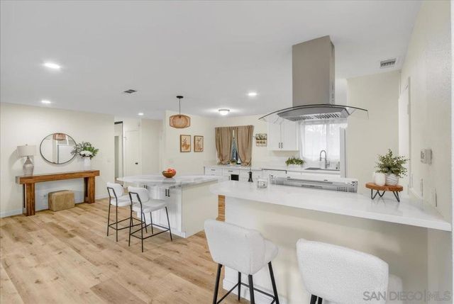 715 Hunter, Ramona, CA 92065