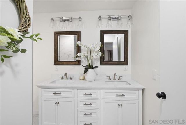 715 Hunter, Ramona, CA 92065