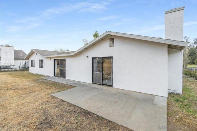 715 Hunter, Ramona, CA 92065