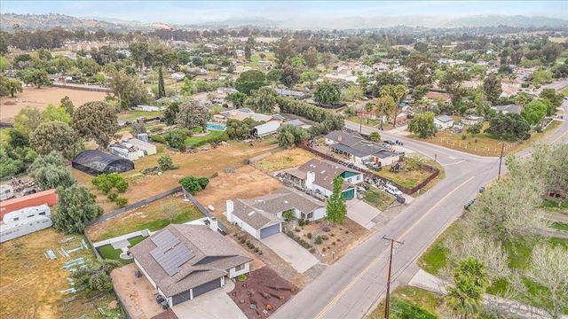 715 Hunter, Ramona, CA 92065