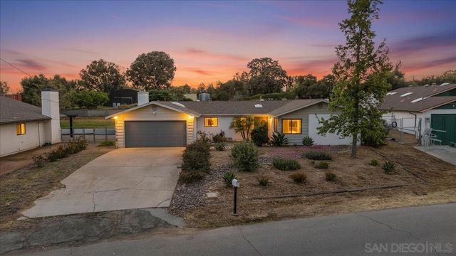 715 Hunter, Ramona, CA 92065