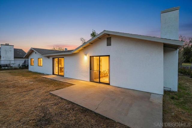 715 Hunter, Ramona, CA 92065