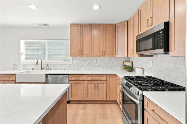 16842 Ross, Huntington Beach, CA 92647