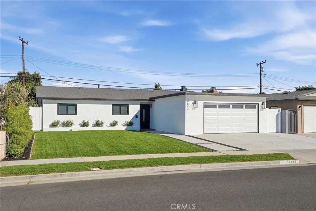 16842 Ross, Huntington Beach, CA 92647