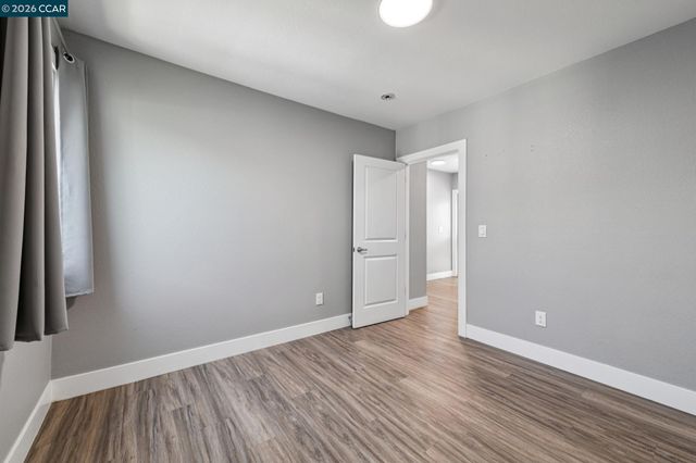 5010 Clinton Ave, Richmond, CA 94805