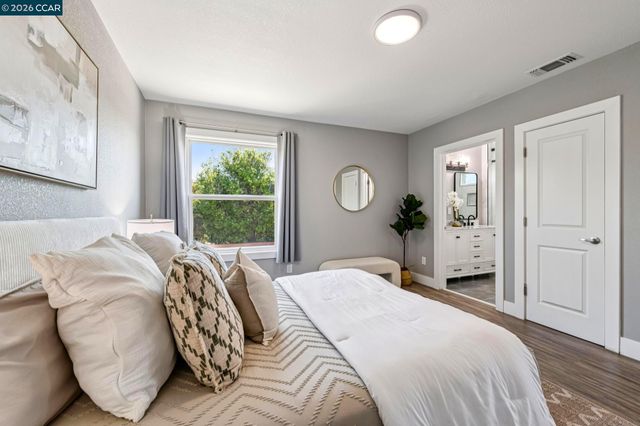 5010 Clinton Ave, Richmond, CA 94805