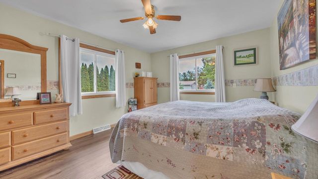 122 Foxglove LANE, Sheboygan Falls, WI 53085