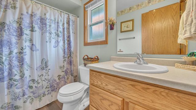 122 Foxglove LANE, Sheboygan Falls, WI 53085