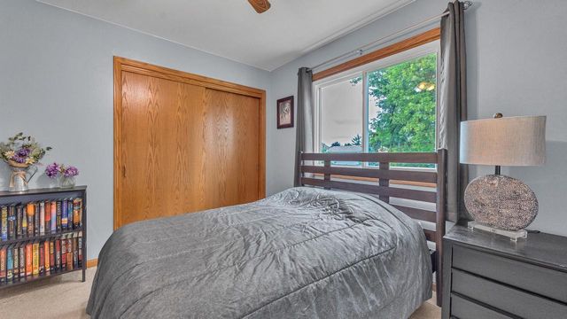 122 Foxglove LANE, Sheboygan Falls, WI 53085