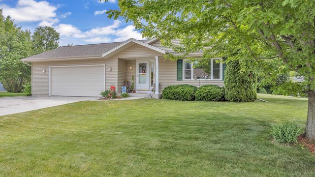 122 Foxglove LANE, Sheboygan Falls, WI 53085