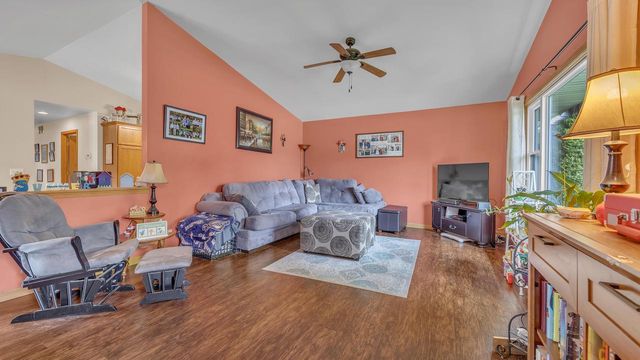 122 Foxglove LANE, Sheboygan Falls, WI 53085