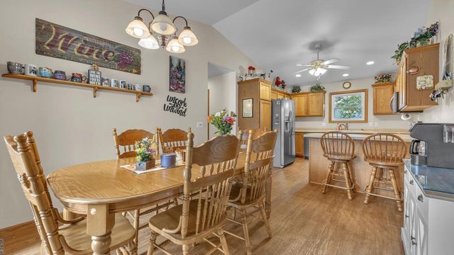 122 Foxglove LANE, Sheboygan Falls, WI 53085